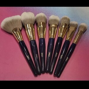 Juvias Place Makeup Brush Set